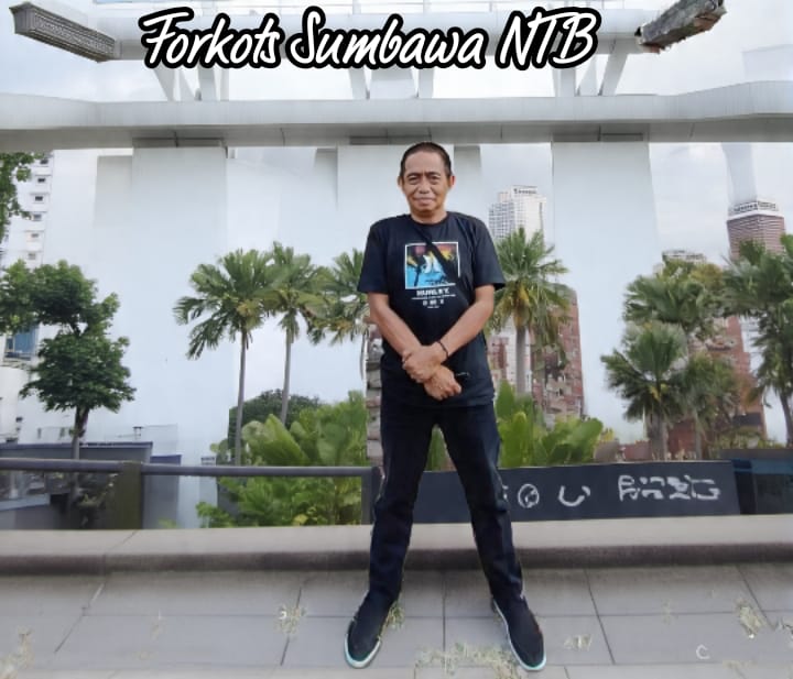 FORKOTS DI TANGAN OPET BUDJIK: WARNA BEDA GERAKAN SOSIAL SUMBAWA