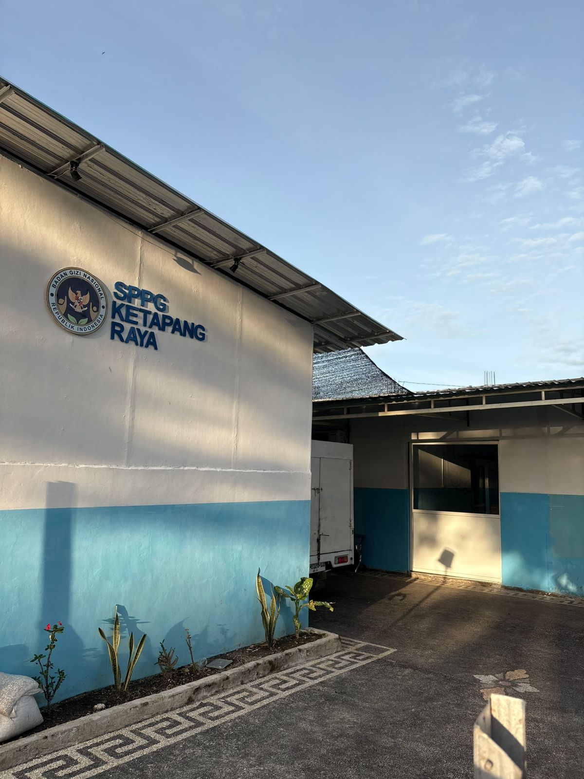 Bantah Klaim Kurma Rusak, Dapur Ketapang Raya Keruak Pastikan Kualitas MBG Memenuhi Standar