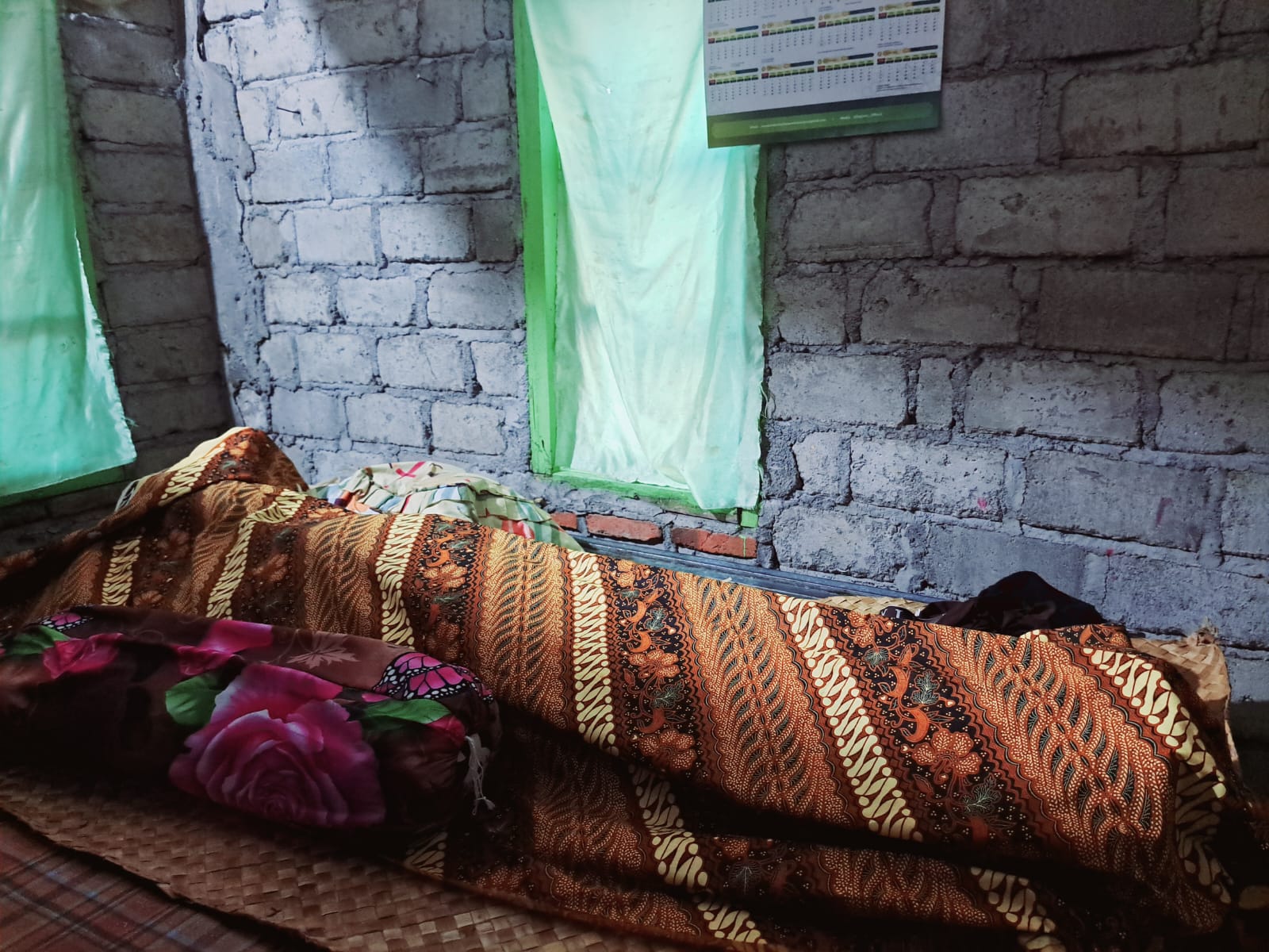 Seorang Remaja Ditemukan Gantung diri Dalam Kamar Rumah di Desa Pemongkong