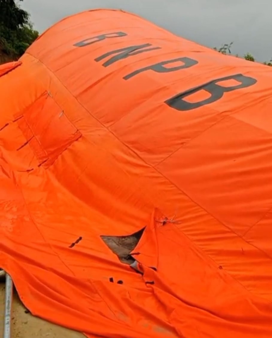 Genangan Banjir Di Dusun Sungkun Memasuki Tahap Terparah, Tenda Pengungsian Ambruk Akibat Angin Kencang