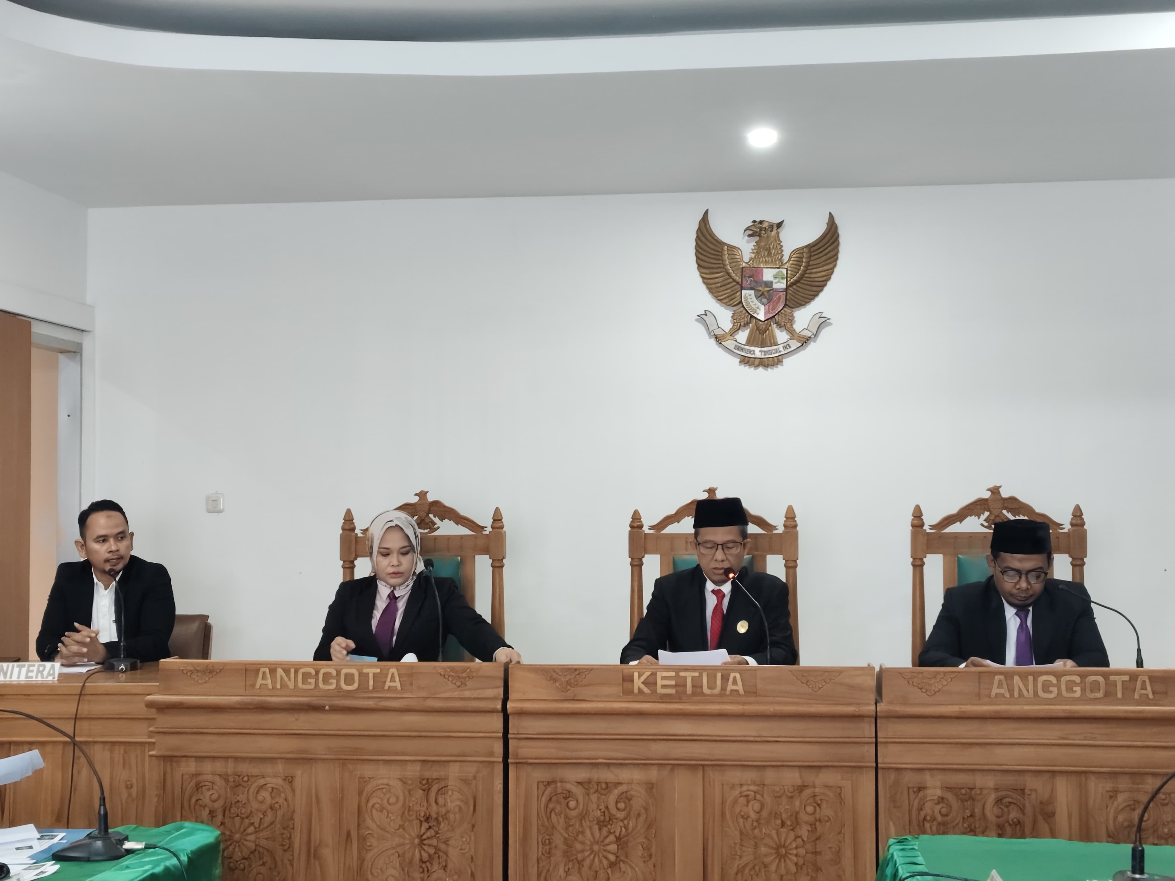 KI NTB Gelar Sidang Sengketa Informasi Secara Elektronik, Pemdes Pai Tidak Hadir