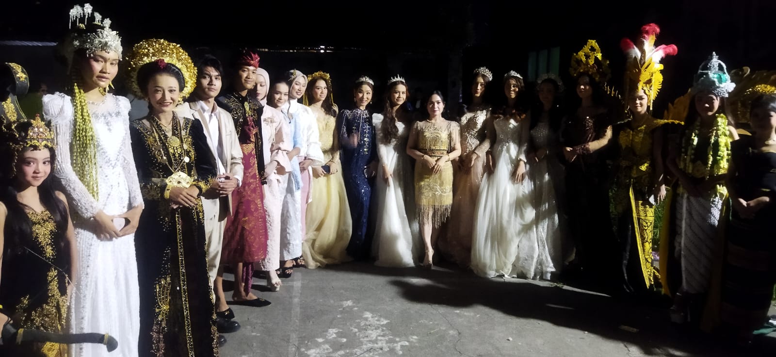 Bina Talenta Muda, Wiky Management Gelar Fashion Show Meriahkan Hari Jadi Ketiga